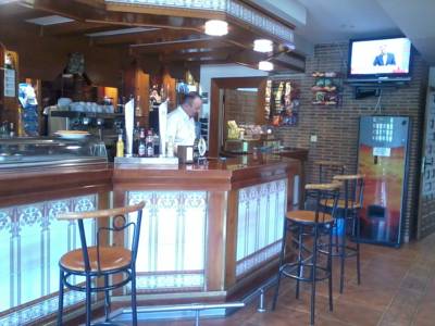 Bar Restaurante Linares - 1 tenedor